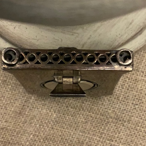 Quartz Japan Movt Silver miniature mantel clock - Picture 13 of 13